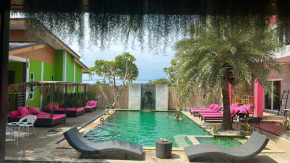 Pinky Bungalow Resort & Villa - SHA Extra Plus